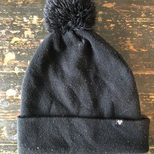 Black TNA beanie with Pom
